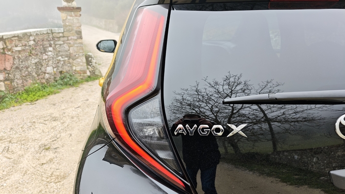 Le Toyota Aygo X restylé fait sa révolution, mais est hors de prix
