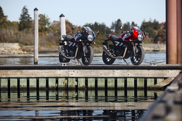 Le retour d’une icône sportive et un flat track pour garnir la gamme des moyennes cylindrées Triumph 400