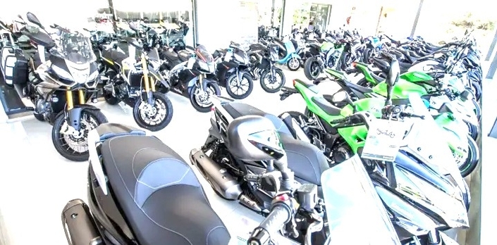 Le grand écart planétaire : pourquoi le prix d'une moto dévoile la fracture économique mondiale