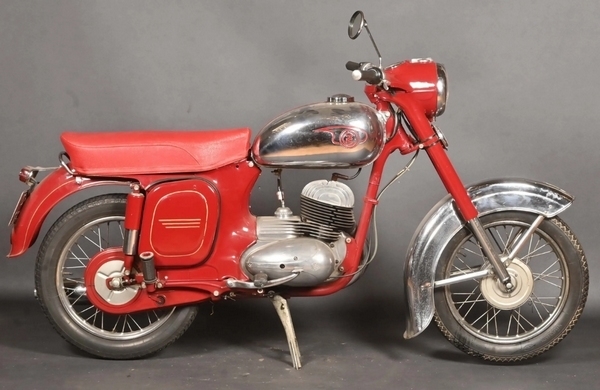 CZ 125 cm3 type 453 1968 (lot n° 11)