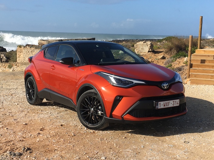 Toyota C-HR restylé (2019) : les premières images de l'essai en live + impressions de conduite