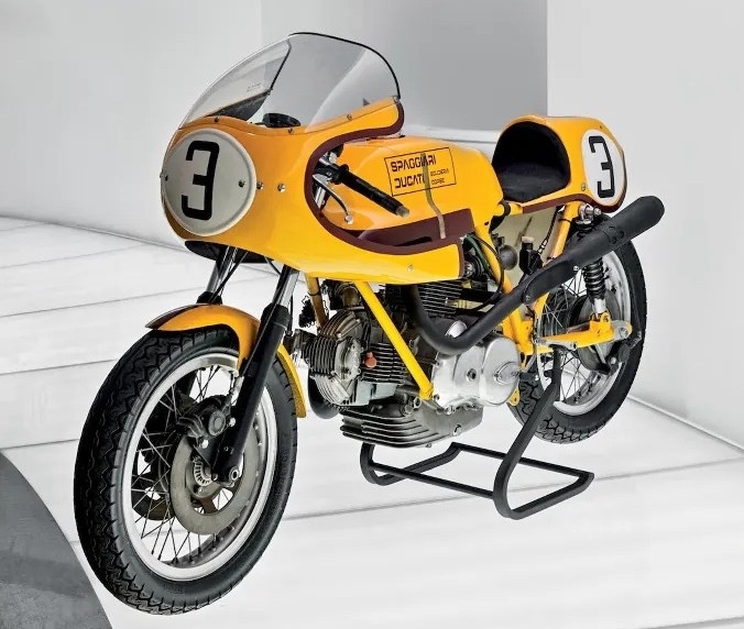 Une première moto néo-rétro pour Ducati qui va fêter ses 100 ans avec une édition spéciale au cœur de Scrambler