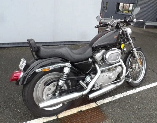 Harley-Davidson Sporster 883 2000 (lot n° 21)