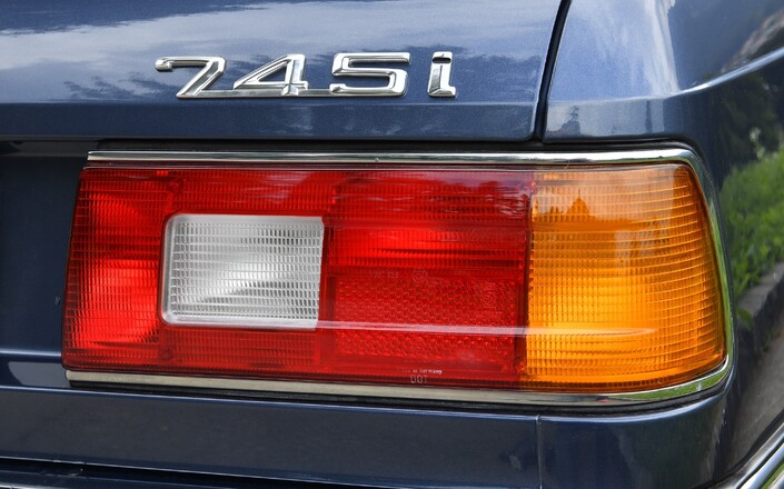 BMW 745i, quand le requin de la route met le turbo