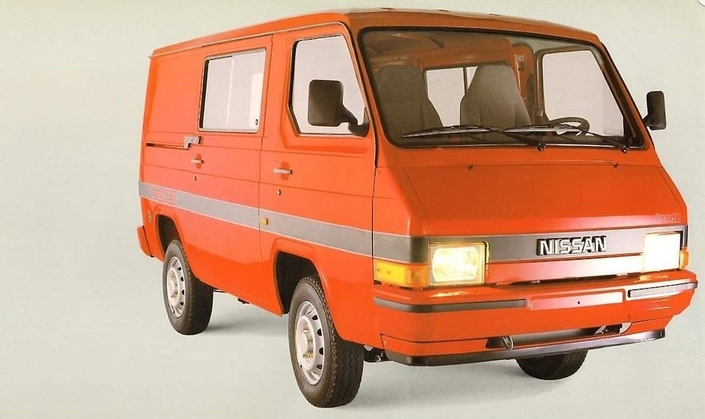 Nissan rachète Motor Ibérica (propriétaire d'Ebro) et transforme le F260 en Trade. On le verra sur les routes françaises, et il sera produit jusqu'en 2001.