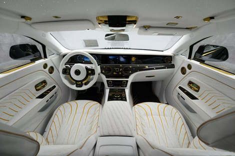 Qui veut une Rolls électrique qui fait semblant d’être thermique ?