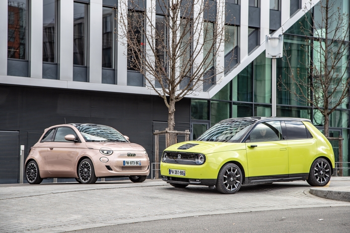 Comparatif - Fiat 500e VS Honda e : duel d'électrons libres