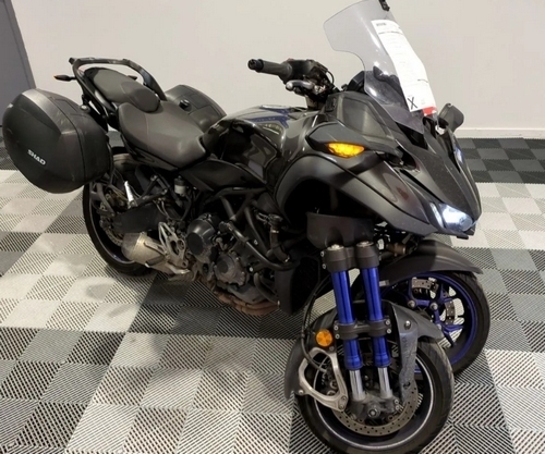 Yamaha Niken 2018 (lot n° 49)