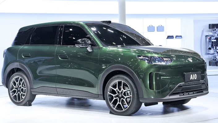 Nouveautés 2026 : SUV Citadins - La nouvelle Dacia Spring change du tout au tout et devrait être présentée en fin d’année, tandis que Fiat relance la Panda 4x4 avec la Fiat Grande Panda 4x4