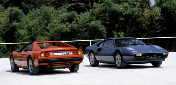 En 1980, les Ferrari 308 deviennent GTBi et GTSi en adoptant une injection qui fait chuter la puissance à 214 ch. A cette occasion, l'habitacle est remanié et de gros rétros électriques sont installés. Des pneus TRX seront par la suite montés en série.