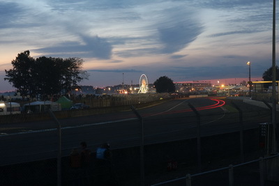 Petite immersion dans le monde nocturne des 24h du Mans.