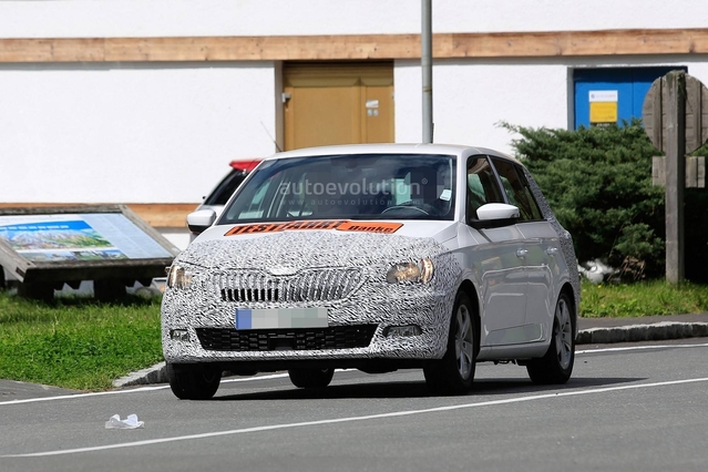 Surprise : la Skoda Fabia restylée de sortie