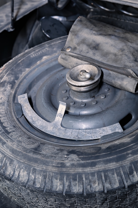 Même la trousse à outil est encore présente.