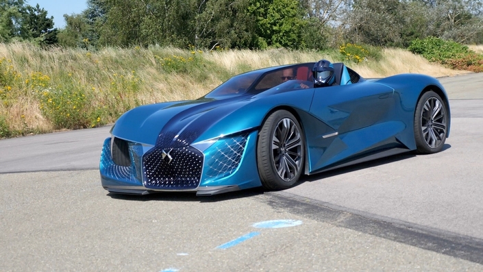Présentation vidéo - DS X E-Tense : du virtuel au réel