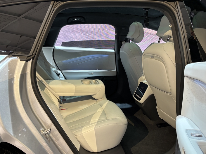 46 000 €, 12 min pour recharger et des prestations haut de gamme, voici la Xpeng P7+