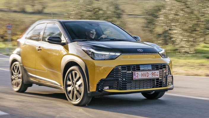 Nouveautés 2026 : Citadines - Si la Renault Twingo joue la star de nombreuses électriques (Cupra Raval, Volkswagen ID.Polo, Peugeot E-208 GTi…) veulent déjà lui voler la vedette.