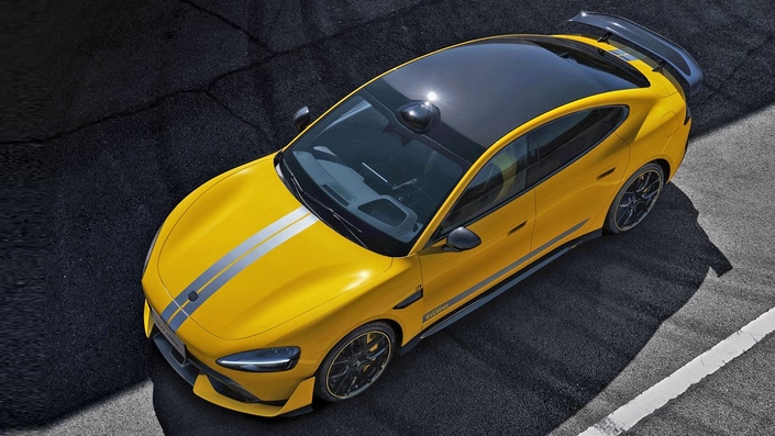 Nouveautés 2026 : Grandes berlines – On salue le retour de la Lancia Gamma et de Jaguar avec une électrique. L’arrivée d’une Ferrari GT électrique et de nombreux restylages à venir