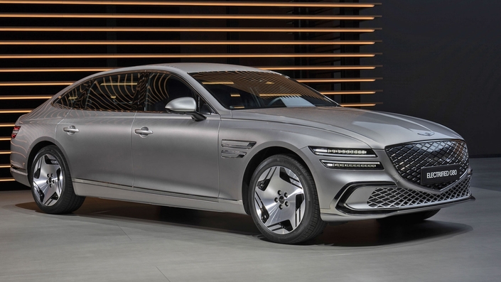 Nouveautés 2026 : Grandes berlines – On salue le retour de la Lancia Gamma et de Jaguar avec une électrique. L’arrivée d’une Ferrari GT électrique et de nombreux restylages à venir