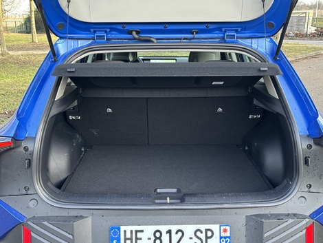 Que vaut la Kia EV4 la moins chère avec sa batterie de 58,4 kWh ?