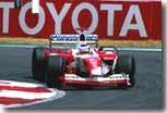 Olivier Panis : "Avec le team Toyota F1, je vise des podiums pour 2004"
