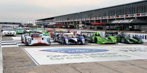 12h de Sebring : les deux Peugeot 908 en pole