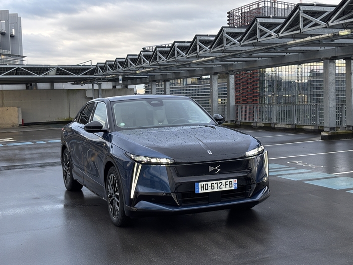 La N°8 est chère avec un prix de départ 59 500 €, mais elle est éligible à l'éco-score ce qui peut intéresser les pros.