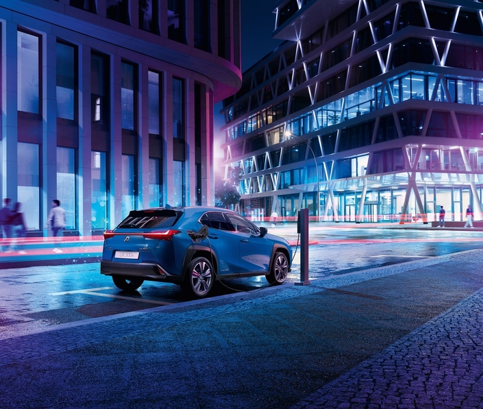 Lexus UX : une version électrique 300e