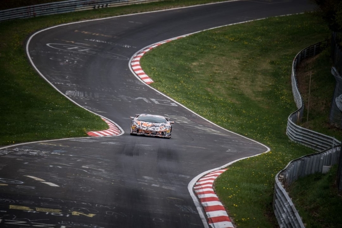 Lamborghini bat le record du Nürburgring avec l'Aventador SVJ