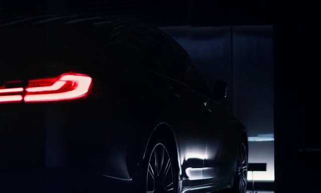 Il y a quelques jours, BMW a mis en ligne une vidéo qui confirme l'arrivée prochaine de la nouvelle Série 5. Mais le Mondial de l'Automobile ne semble pas assez bien pour elle.