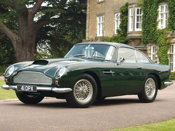 Photo aston martin db4