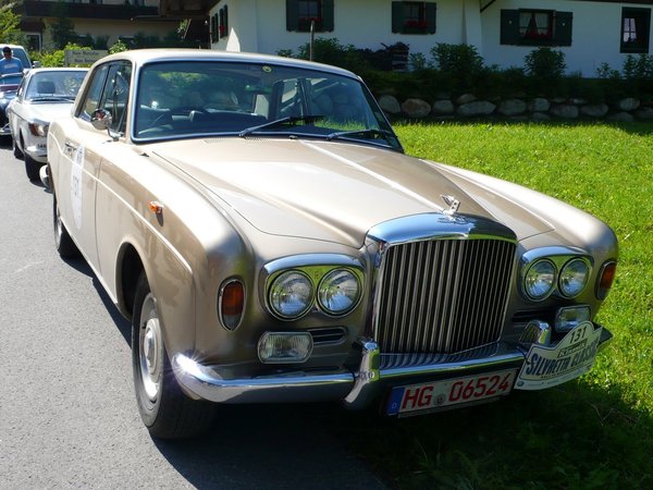 Photo bentley corniche