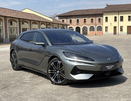 Denza Z9gt