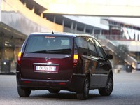 photo de Lancia Phedra Entreprise