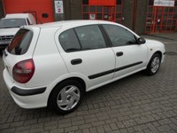 photo de Nissan Almera Entreprise