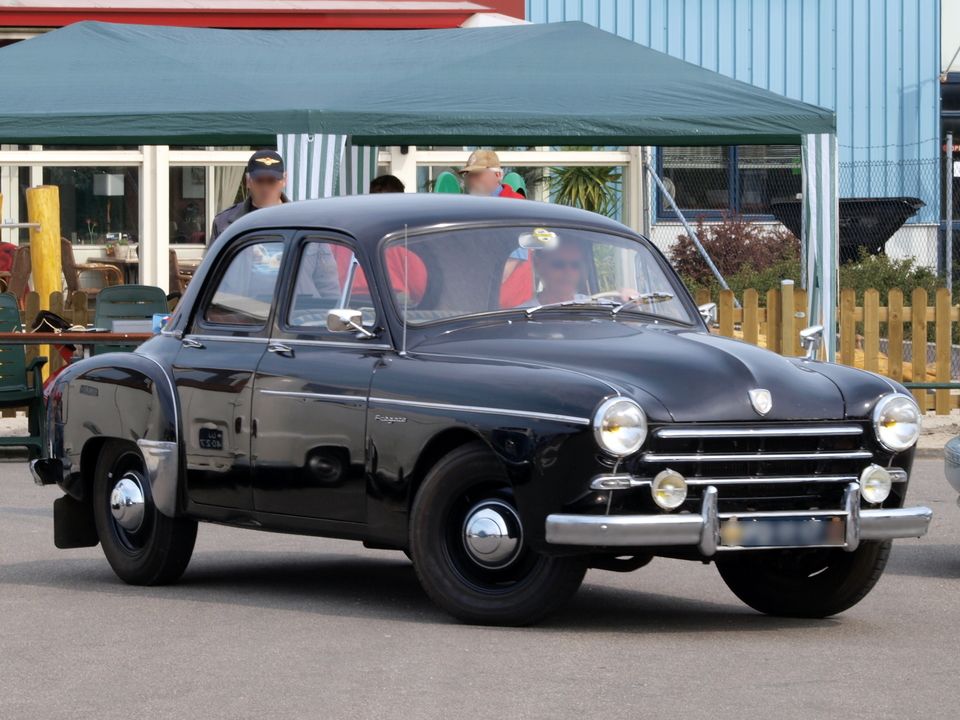 Renault Frégate – 1951 - Dream Garage