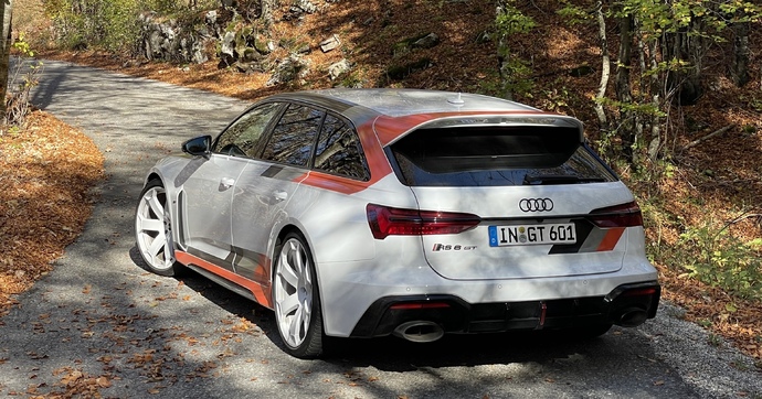 Tout le monde veut la vieille Audi RS 6