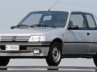 Peugeot 205 GT/XT/XS (1983-1993) : presque aussi nerveuses que des GTI, à partir de 3 000 €