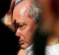 Formule 1 - Départ de Dennis: Cette fois, c'est le "Times" qui l'annonce