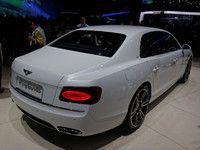 Bentley Flying Spur V8 S : petit plus - Vidéo en direct du salon de Genève