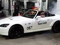 Il met un moteur électrique de Tesla dans sa Honda S2000