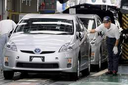 Toyota Prius 3 : le succès freiné par les capacités de production ... des batteries