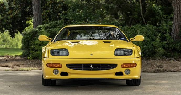 30 ans plus tard, la Ferrari 512 M est pardonnée pour sa laideur