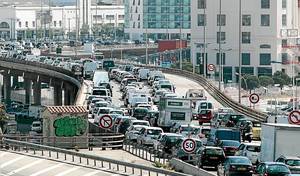 Confinement : l'impressionnante baisse du trafic routier en France