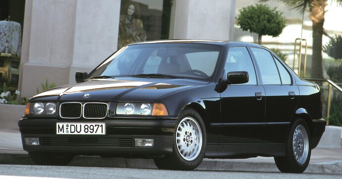 Un moteur d’anthologie dans un châssis à la hauteur ? Il est temps de craquer pour la BMW 325i e36