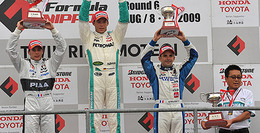 Formula Nippon/Motegi: Lotterer devance Duval et Tréluyer