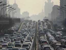Pollution à Pékin : pour les autorités chinoises, rien de « dangereux » mais un air « légèrement pollué »