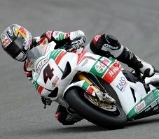 Superbike - Test 2011: Rea boucle une seconde journée arrosée à Portimao