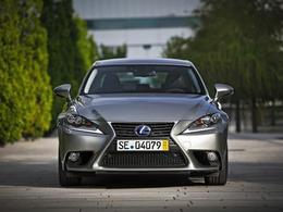 Mondial de Paris 2014 - La Lexus IS évolue tout en douceur