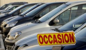 Le marché de la voiture d'occasion boit la tasse