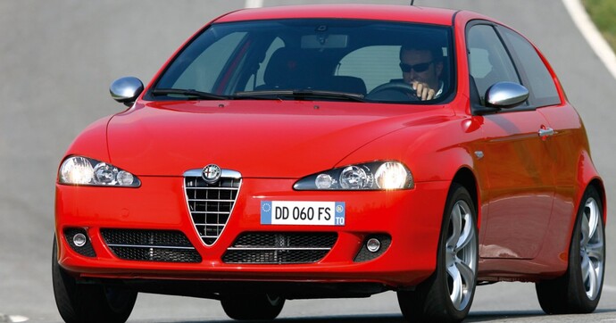 Beauté, plaisir et diesel, craquez pour l’improbable Alfa Romeo 147 JTDm Q2